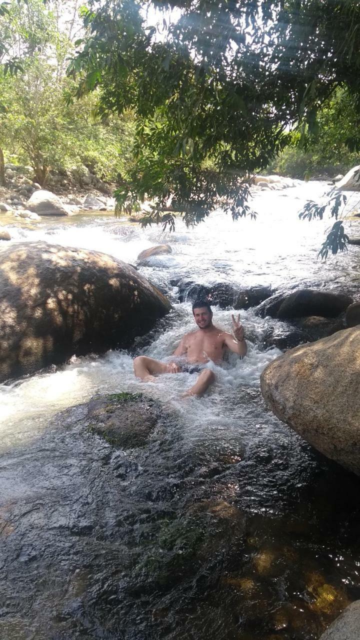 Palomino- Hostel Balneario Rio Ancho Bagian luar foto